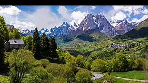 34K views · 523 reactions | Avant notre départ pour l'Espagne, extrait vidéo création numéro 8. Chanson Mon Pays de Bernard Boué de l'Ouzoum, une rare chantée en français. Cette chanson date de plus de 40 ans et est malheureusement d'actualité. Merci à Françoise, Joëlle, Flavien, Jean Paul et Daniel pour les photographies. | Chanteurs L'Ouzoum | Facebook