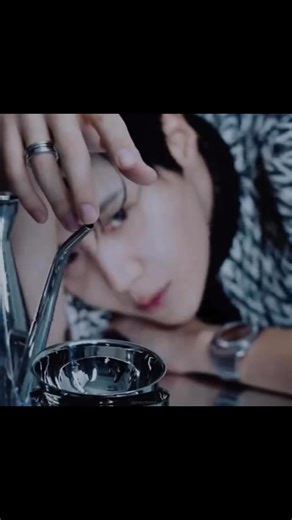 KIM SEON HO VER SO COOL 😎 Xem full video tại lin.k dưới cmt nha~ 🖤 🍀 Tên phim đang chiếu của Seon Ho: Can This Love Be Translated? Tiếng Yêu Này, Anh Dịch Được Không? 🍀 Số tập: 12 tập. 🍀 Đang chiếu độc quyền trên nền tảng Netflix. #CanThisLoveBeTranslated #이사랑통역되나요 #KimSeonHo #김선호 #JooHoJin #주호진 #고윤정 #GoYounJung #ChaMuHee #차무희 _____ Cre: W KOREA, kimseonhodaily_ Kim Seon Ho 김선호 Vietnam Fanpage | Kim Seon Ho 김선호 Vietnam Fanpage