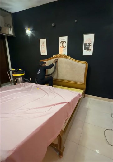 Effective Techniques for Deep Cleaning Your Sofa