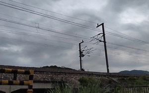 CRH2B通过连江站