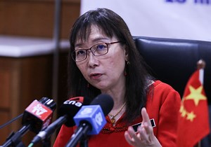 Government backbencher calls for reduction of plastic use in food service