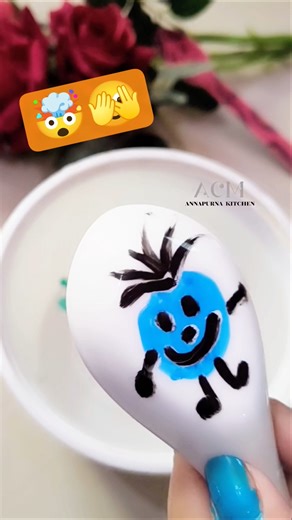 Floating drawing 🤯 #floatingdrawing #shorts