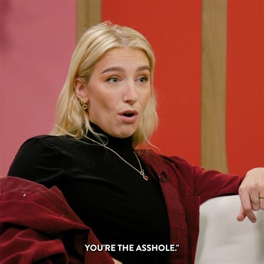 "Was I wrong for suggesting my daughter skip Hanukkah gifts this year?" | Smosh