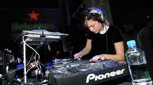 Buried in a hoodie, indie upstart Brie Larson offers a guitar cover of Ariana Grande