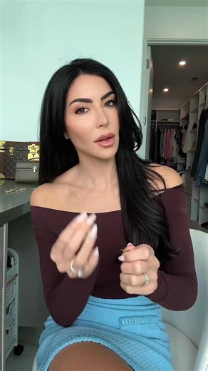 Stephanie Saunders Suskind on Instagram: "What would happen 🧐🌎✨ if one woman told the truth about her life? The world would split open. -Muriel Rukeyser"