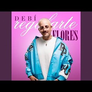 Debí Regalarte Flores