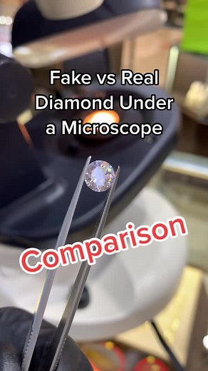 Comparing a cubic zirconia and a real diamond under a microscope 🔬 #miscroscope #fakediamonds #cubiczirconia #realdiamonds #vancouver #vancouverbc