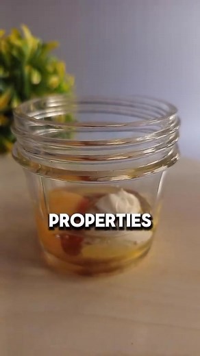 How to make protein hair mask for hair growth. #hairmask #proteinhairmask #hairgrowth #hairloss #hairmask #naturalrecipes #naturalremedy | Remedy Lounge