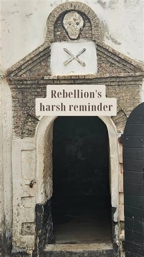 Castles of Ghana. A Homecoming Story