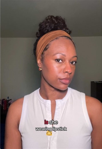 Lipstick Review: L'Oréal Paris Color Riche Authentic