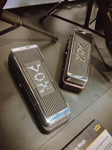 We caught our partners at Vox giving an overview and demo of the new V863CA Custom Auto Wah Pedal! This pedal is on order, so keep an eye out—we’ll be sure to let you know as soon as it arrives! #VOX #voxamplification #wahpedal | Manchester Music Mill