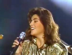 1.6M views · 143K reactions |  Laura Branigan Self Control Autocontrol 1984 | Chavo RucosMúsica | Facebook