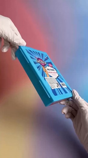 ✅ New Custom Forms Dual Imenka: The forms are manufactured using designs developed by Evgenia Imen, guaranteeing exclusivity and high quality. ✅ Improved Architecture: The new design combines ease of use and durability, allowing for optimal results in sculpting. ✅ Extended Size Range: Each box contains 140 forms, making it easy to choose the perfect size for any nail. ✅ Perfect Fit: The forms precisely follow the anatomy of the nail, providing a snug fit and extended coating durability due to th