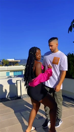 We had to try this trend 🤪💚