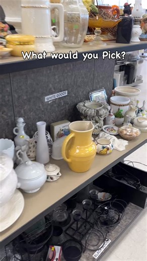 2K views · 774 reactions | What do you spy that you would Pick?? #vintagepicker #thriftshopfinds #ispy #whatwouldyoupick | Thoroughly Modern Mom - Old & New - | Facebook