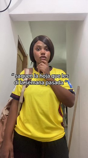 Saquen la hoja que les di la semana pasada - frase escolar común