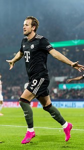 Harry Kane doing Harry Kane things… scoring goals! 🔥 @harrykane | FC Bayern München