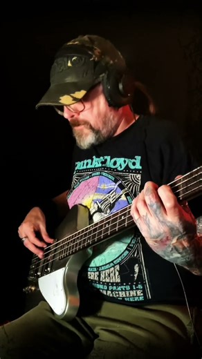 Funk Rock Bass 𝄢🎸 Backing Track Jam Thunderbird Bass #backingtrack