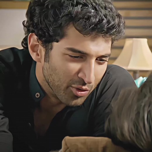 Shraddha Kapoor & Aditya Roy Kapur: Aashiqui 2