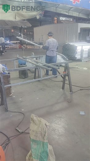 chain link fence -✔ Reinforced welded construction, stable and distortion-free