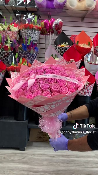 50 Pink Glitter Roses Bouquet in Brooklyn