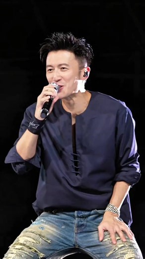 《黃種人》一響，不是DNA動了，是骨子裡的血沸騰了#謝霆鋒 #謝霆鋒西安演唱會 #黃種人 #livemusic #chinatiktok