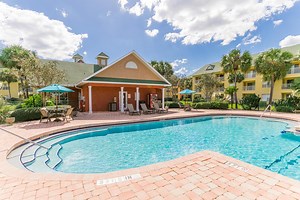 Amenities | Cayo Grande Apartments at Navarre in Navarre