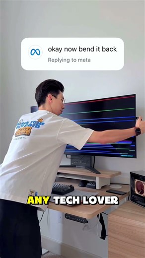 He actually "fixed" his curved monitor... 😱