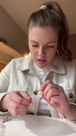 Pro tip! coat the inside of your plated rings with clear nail polish to prevent your skin from turning green! #jewelryhack #goldrings #goldjewelry #nailpolishhack