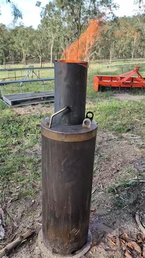 Thanks to Terry for sending this thru. He's been using the biochar kiln asked us to fabricate for just over a year for his cows. "Out early this morning making biochar for the cattles mineral mix (with sulphur and garlic). One of the benefits is that when we mix the biochar, garlic and sulphur we do notice a decrease in fly and tick. But when one or 2 of the 3 are missing the effect is reduced." #biochar | Little Aussie Rockets