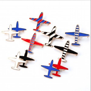 [Hot Item] Popular Assorted Stripes Enameled Airplane Brooch Pins Collar Pin Lapel Pins for Suit Men