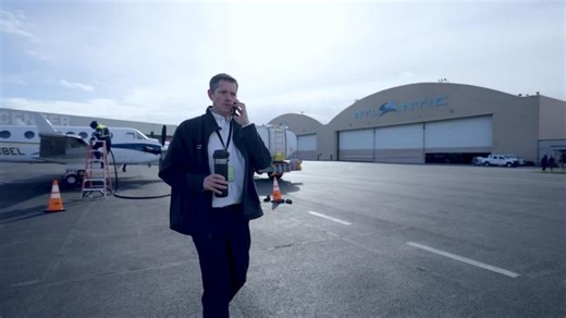 Gogo Galileo Provides Unmatched Inflight Experience on a Challenger 605 | Tom Phillips