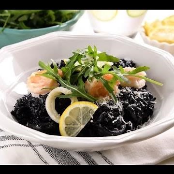 Risotto Negro con Mariscos