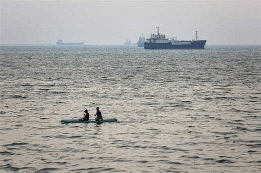 Superyacht tied to Russian billionaire sails through Strait of Hormuz
