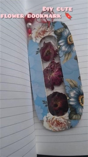 Aesthetic DIY Pressed Flower Bookmark 🌸|Easy Bookmark Idea for Journal Lovers💖 #Shorts #bookmark #og