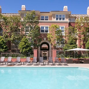 Franklin Street in Redwood City | Irvine Company Apartments