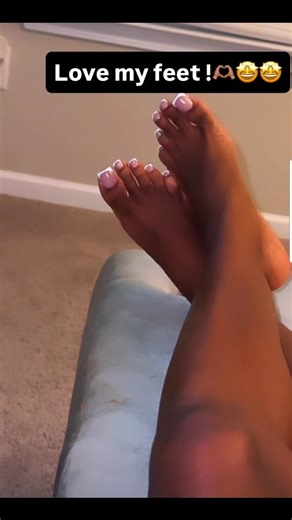 🌏🌏🌏 | And I Love Her Feet Too✨️🙏🏿 Model @itsthefabulousone ✨️ #perfecttoes #pedicure #manicure #explore #explorepage #reels #reelsvideos... | Instagram