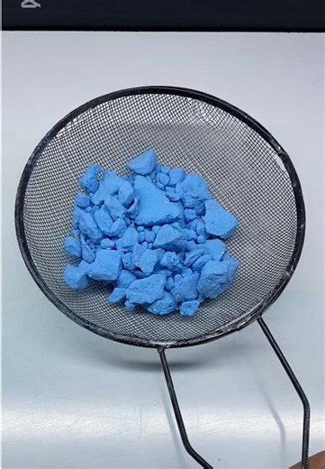 Satisfying ASMR Baking Soda Crush Sounds