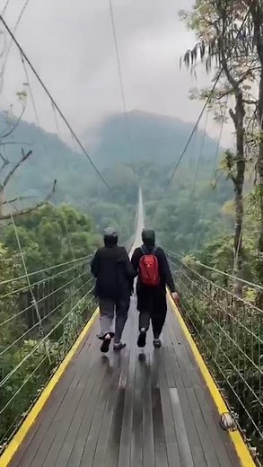 paket wisata hiking Situ Gunung WA 0856-5949-0974