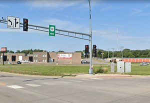 1 dead in rear-end crash at stoplight in St. Cloud