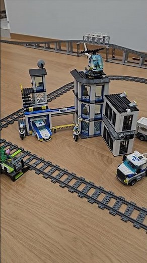 LEGO Trains 60337 & 60197: police station and bridge adventure