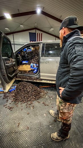 Buck Commander on Instagram: "PRANK WARS 💥 13,000 Oreos in a $90k Ford Raptor! #Ford #FordRaptor #Pranks #Comedy #PracticalJoke #BuckCommander #DudePerfect #Oreo"