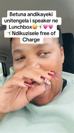 Betuna andikayeki: ndifumana i-speaker ne-lunchbox simahla