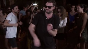 153K views · 645 reactions | Das war verrückt!  Wisst Ihr noch, als beim Boiler Room Set in Tulum, das mal eben schlappe 32 Mio. Aufrufe alleine auf YouTube hat, diese absurde und zufällige Synchro-Situation mit Solomun (Official) und der Tänzerin im weißen Shirt im Background entstand? Respekt!  #ikarusfestival #keeponflying #militarybase #ikarus2018 | Ikarus Festival | Facebook