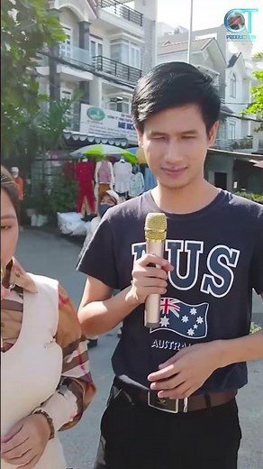 Căn Nhà Màu Tím - Màn Song Ca Đường Phố Cực Hay Của Cặp Đôi Khiếm Thị | Xuân Hòa ft Cẩm Tiên #shorts