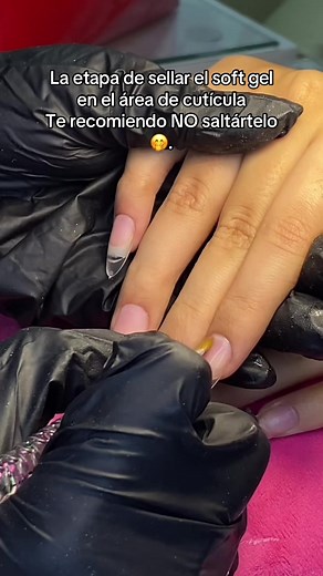 Sellado de Cutículas en Uñas Soft Gel: Técnicas y Tips