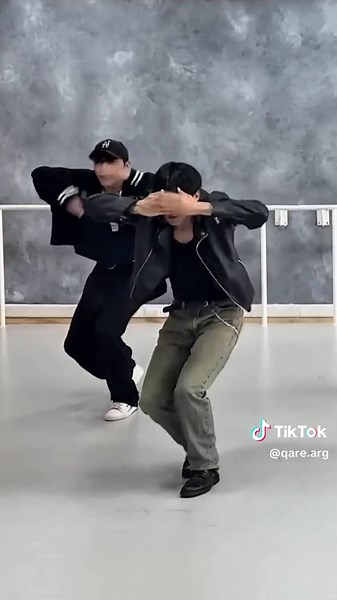 Q/ARE ARGENTINA on TikTok