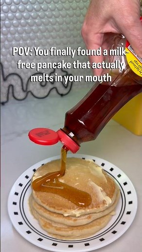 Fluffy Homemade Pancakes Without Milk #pancakes #flapjacks #nomilk #breakfast #homecook