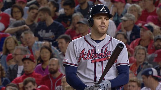 Freeman leaves with injury