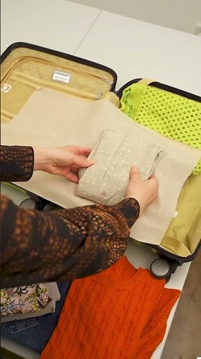 5 Tipps: Koffer richtig packen - knitterfrei & platzsparend 🧳😎